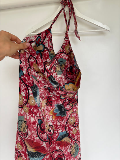 Süßes Minikleid mit Neckholder in rot bunt gemustert, M