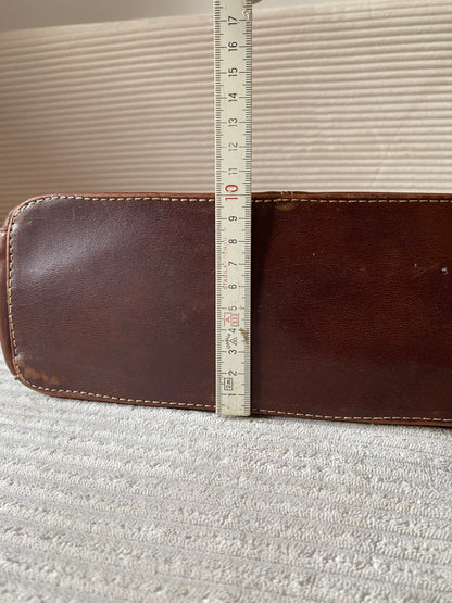 Pre-loved braune klassische Schulter Handtasche mit Reißverschluss