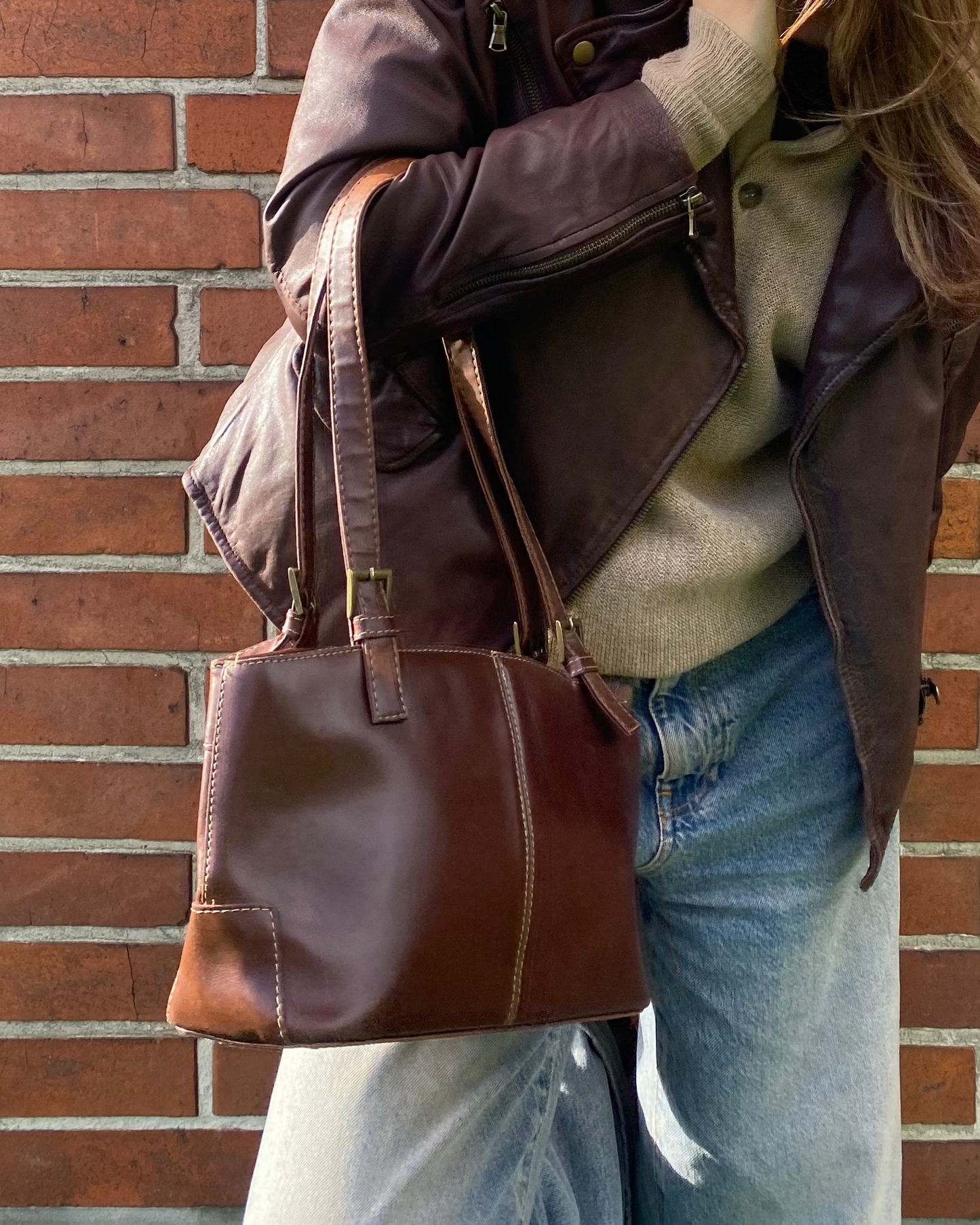 Pre-loved braune klassische Schulter Handtasche mit Reißverschluss