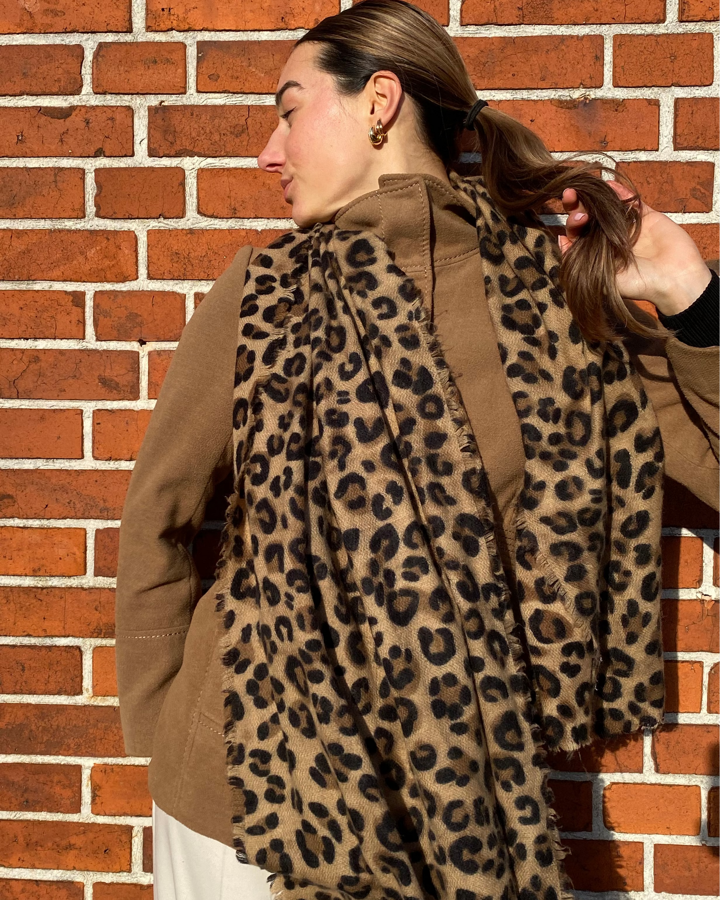 Leo-Schal in braun-schwarz mit Animalprint, weich und groß