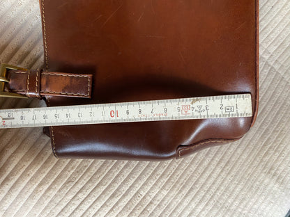 Pre-loved braune klassische Schulter Handtasche mit Reißverschluss