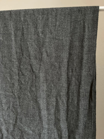 Grauer Schal mit Fransen, Basic Piece von Jack & Jones