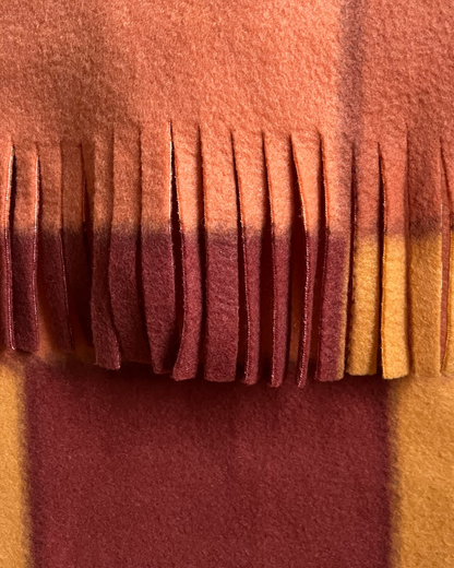 Wunderschöner Fleece Schal in orange rot gelb Karo-Muster, warm und cozy