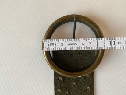 Breiter Wildleder-Optik Gürtel in khaki mit Verzierung, low waist, Onesize