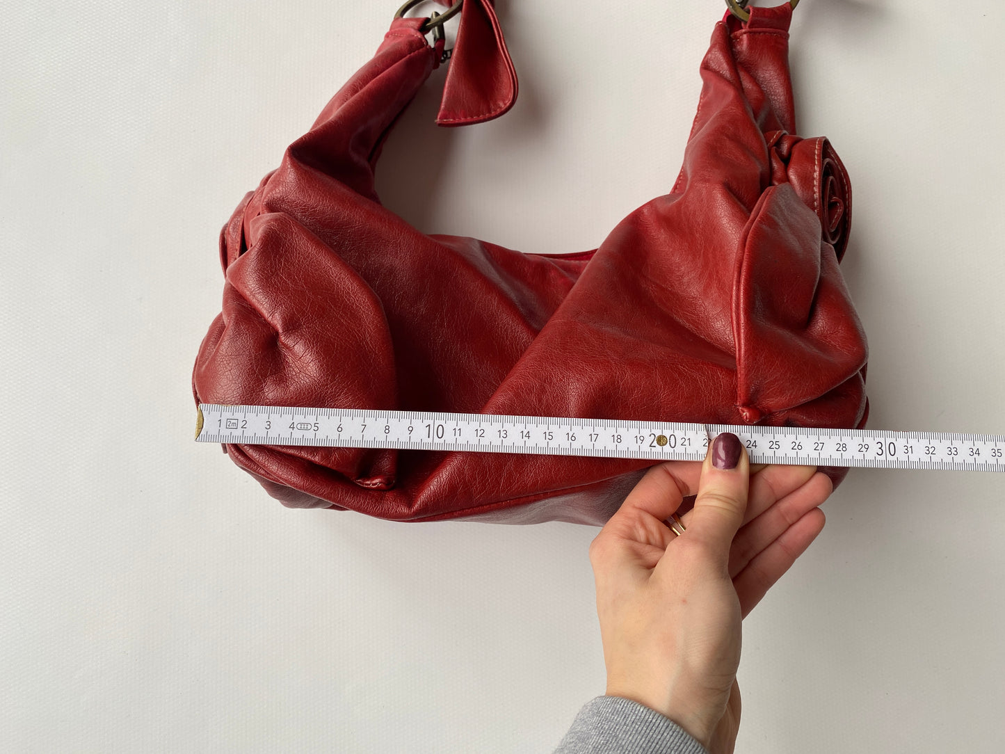 Slouchy Rose Handtasche Kunstleder 3D Verzierung, Schultertasche mit Ringen