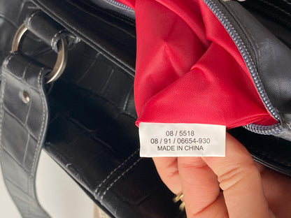 Schwarze Kunstleder Baguette Bag mit Muster Prägung mit Silberringen