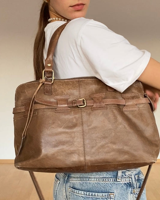 Echtledertasche 5th Avenue in hellbraun mit Crossbody Gurt