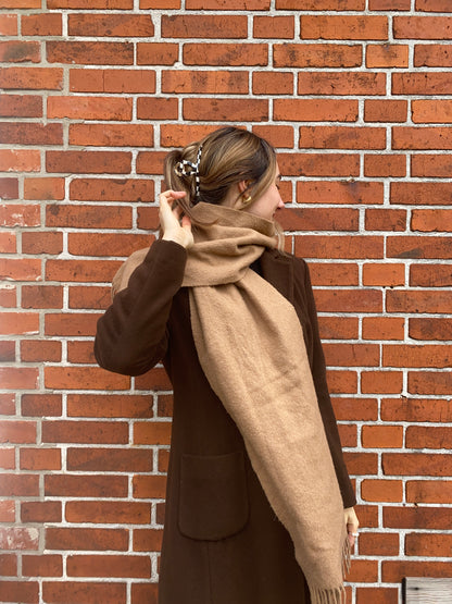 OPUS Schal in hellbraun beige kamel mit Fransen