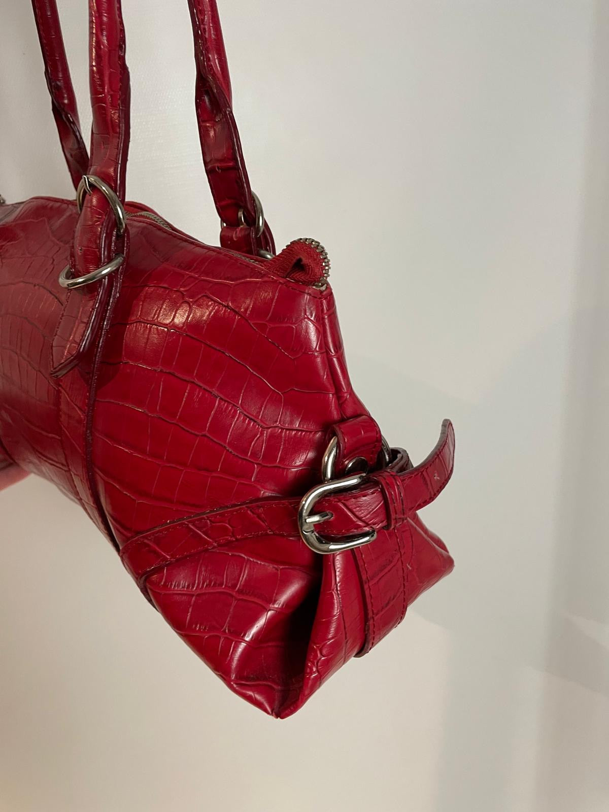 L.Credi Leder Handtasche Schulter in rot mit Kroko-Prägung