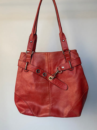 Rote Leder Handtasche mit Silber Schnallen baggy Hobo Stil