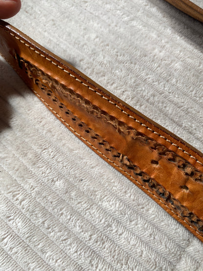 Vintage Ledergürtel cognac-braun mit Verzierung, TW 70 - 75