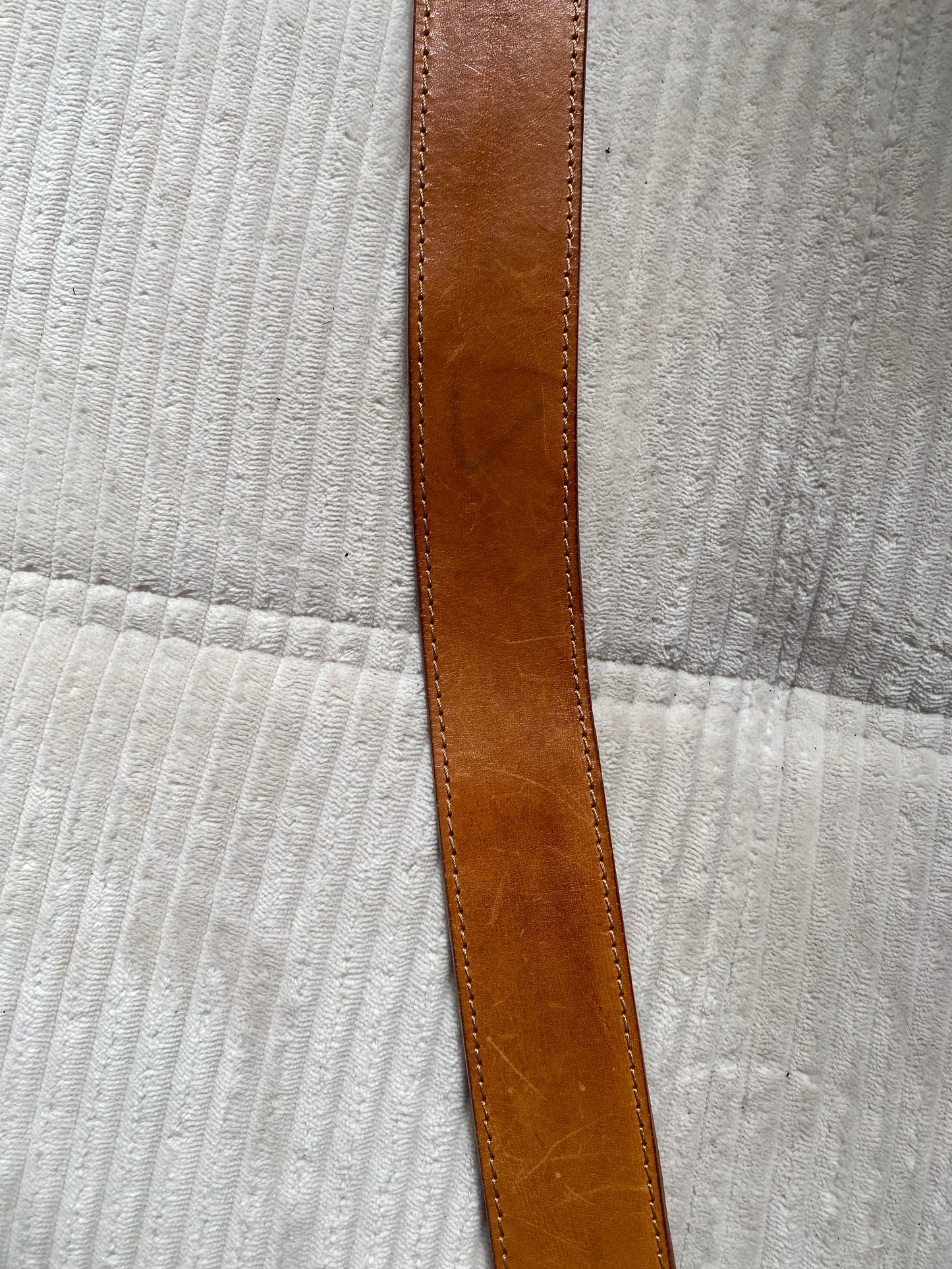 Vintage Ledergürtel cognac-braun mit Verzierung, TW 70 - 75