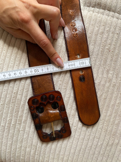 Rustikaler Ledergürtel mit Handwerk-Schnalle, dunkelbraun, TW 80