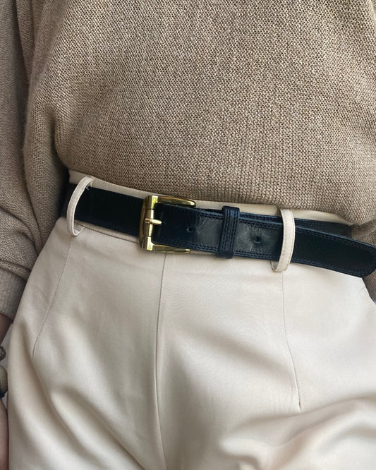 Rindleder Gürtel in schwarz mit Gold-Schnalle, TW 90