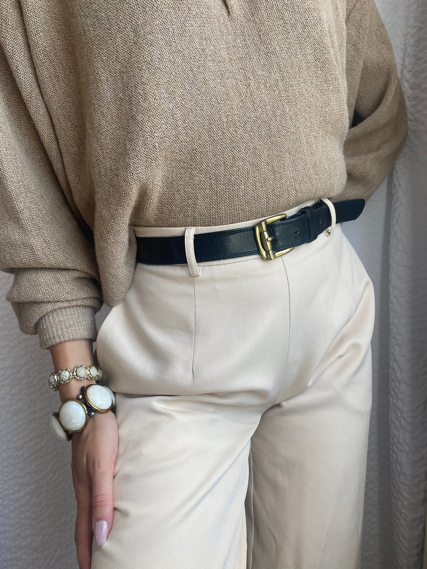 Rindleder Gürtel in schwarz mit Gold-Schnalle, TW 90