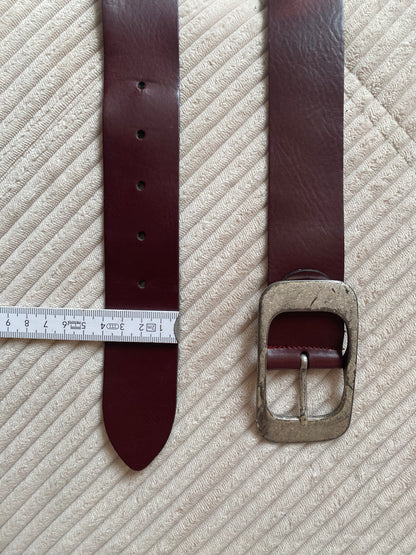 Bordeaux Echtledergürtel mit breiter Silber-Metall-Schnalle, TW 85