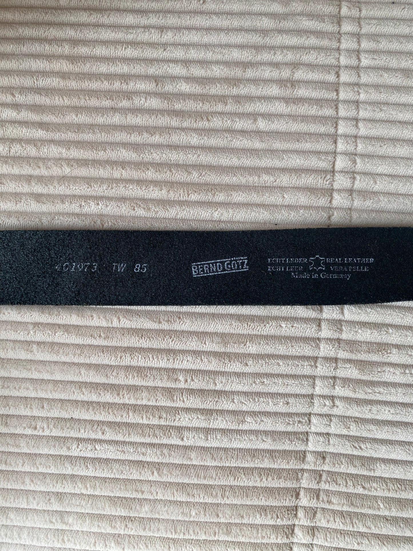 Bordeaux Echtledergürtel mit breiter Silber-Metall-Schnalle, TW 85