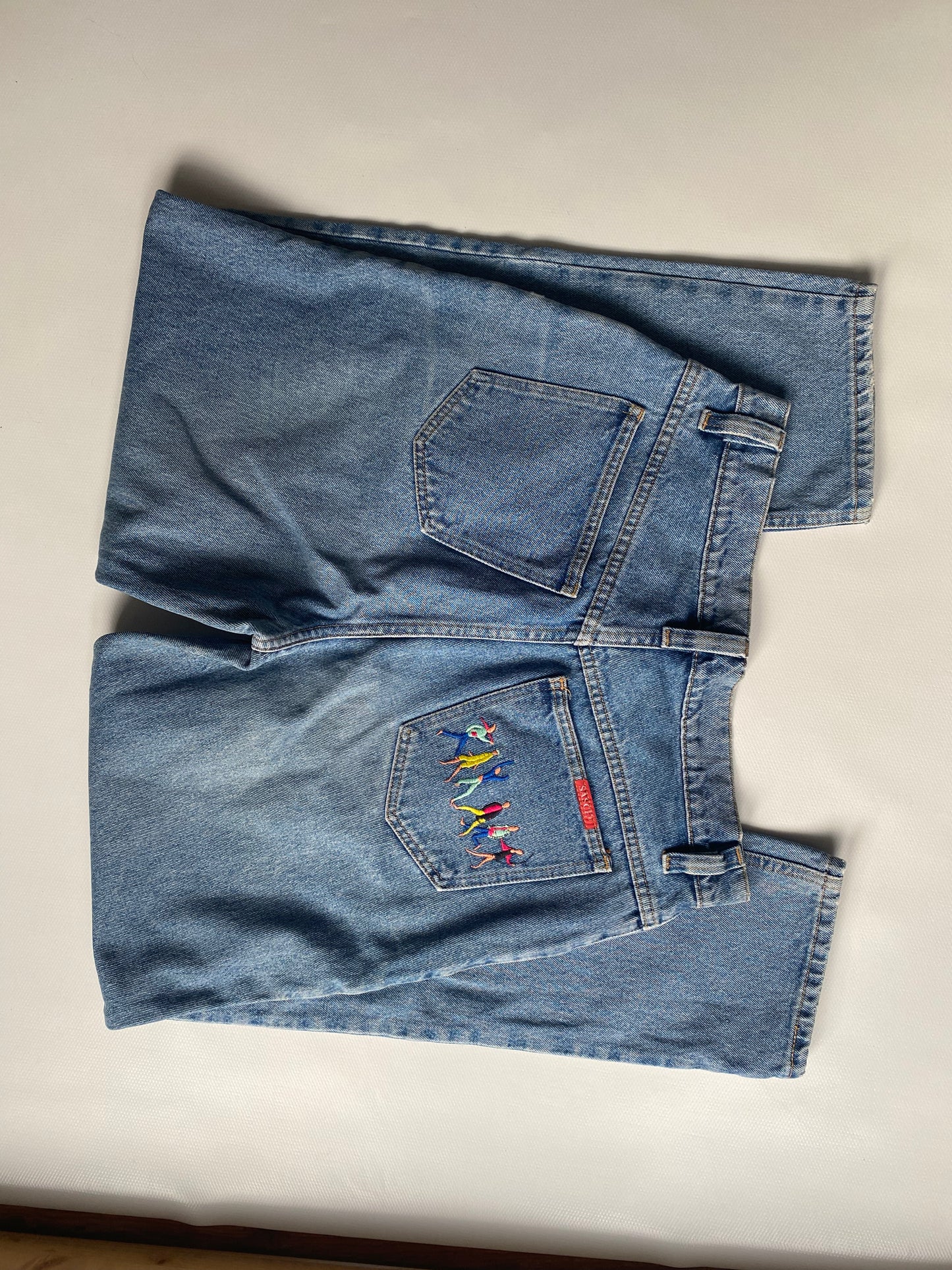Vintage Sasch Retro Jeans in denim blau mit Stickerei Verzierung, M