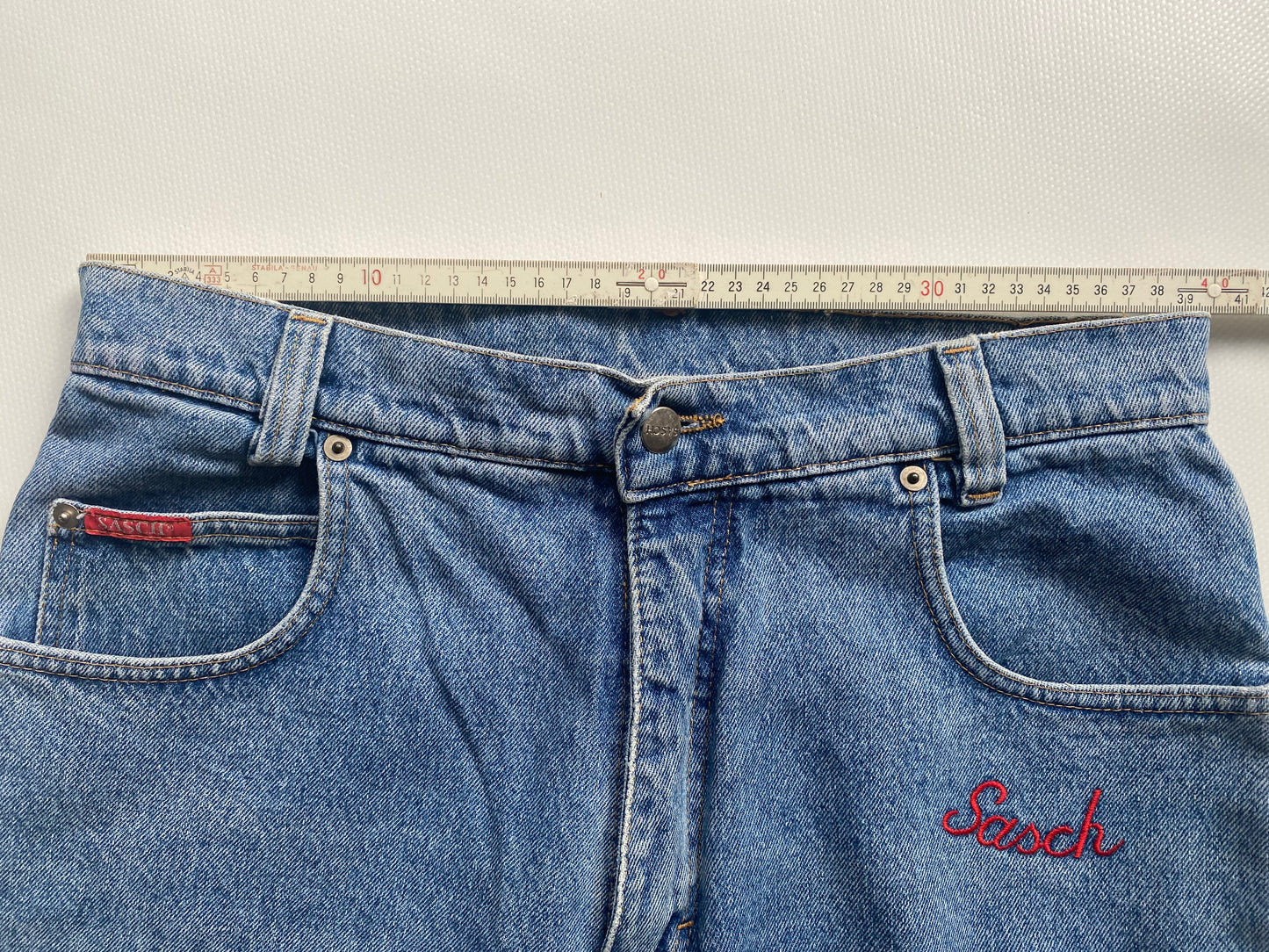 Vintage Sasch Retro Jeans in denim blau mit Stickerei Verzierung, M