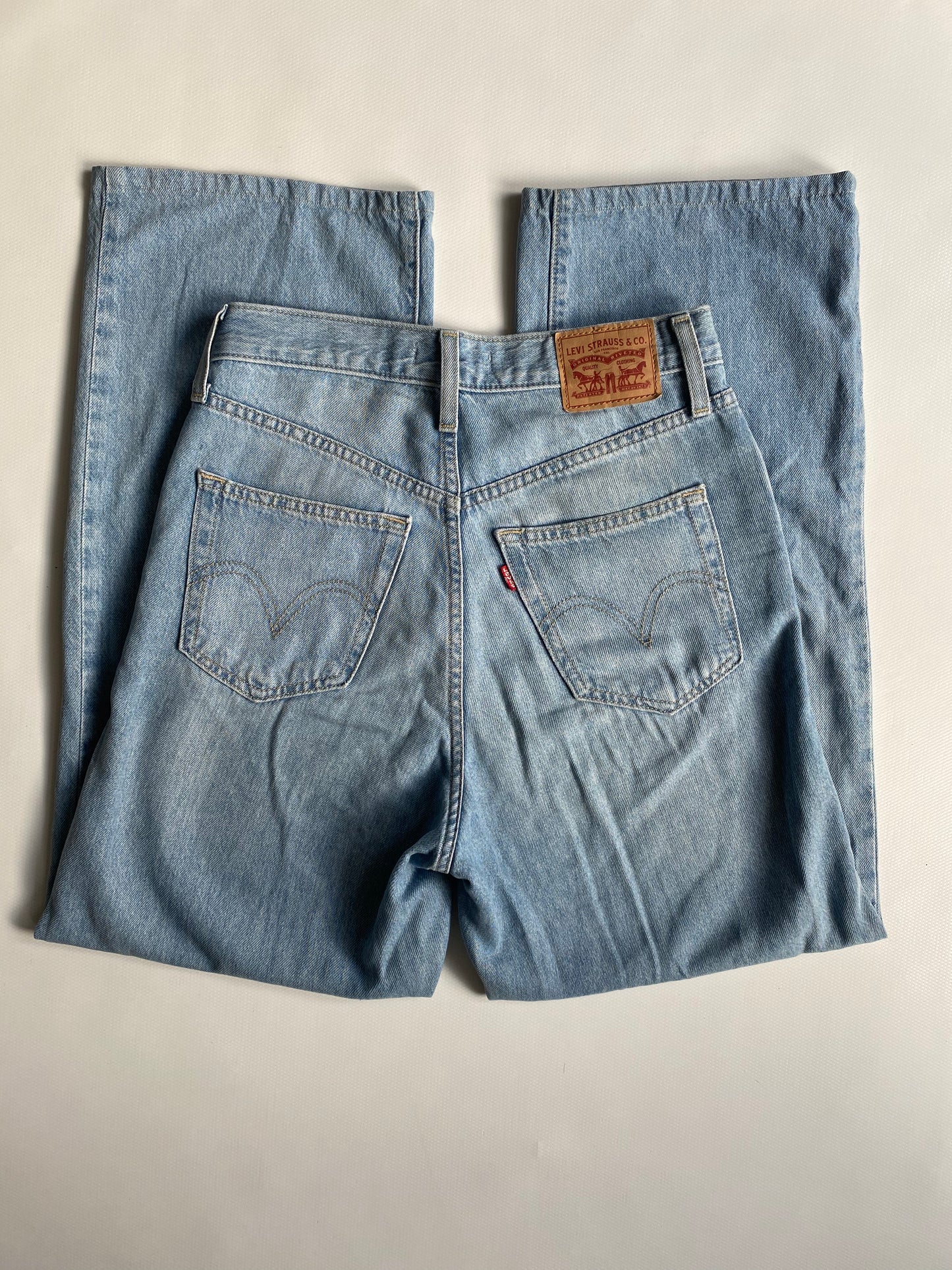 Levi's Jeans hellblau denim Culotte Stil Wide Leg, W26 - S