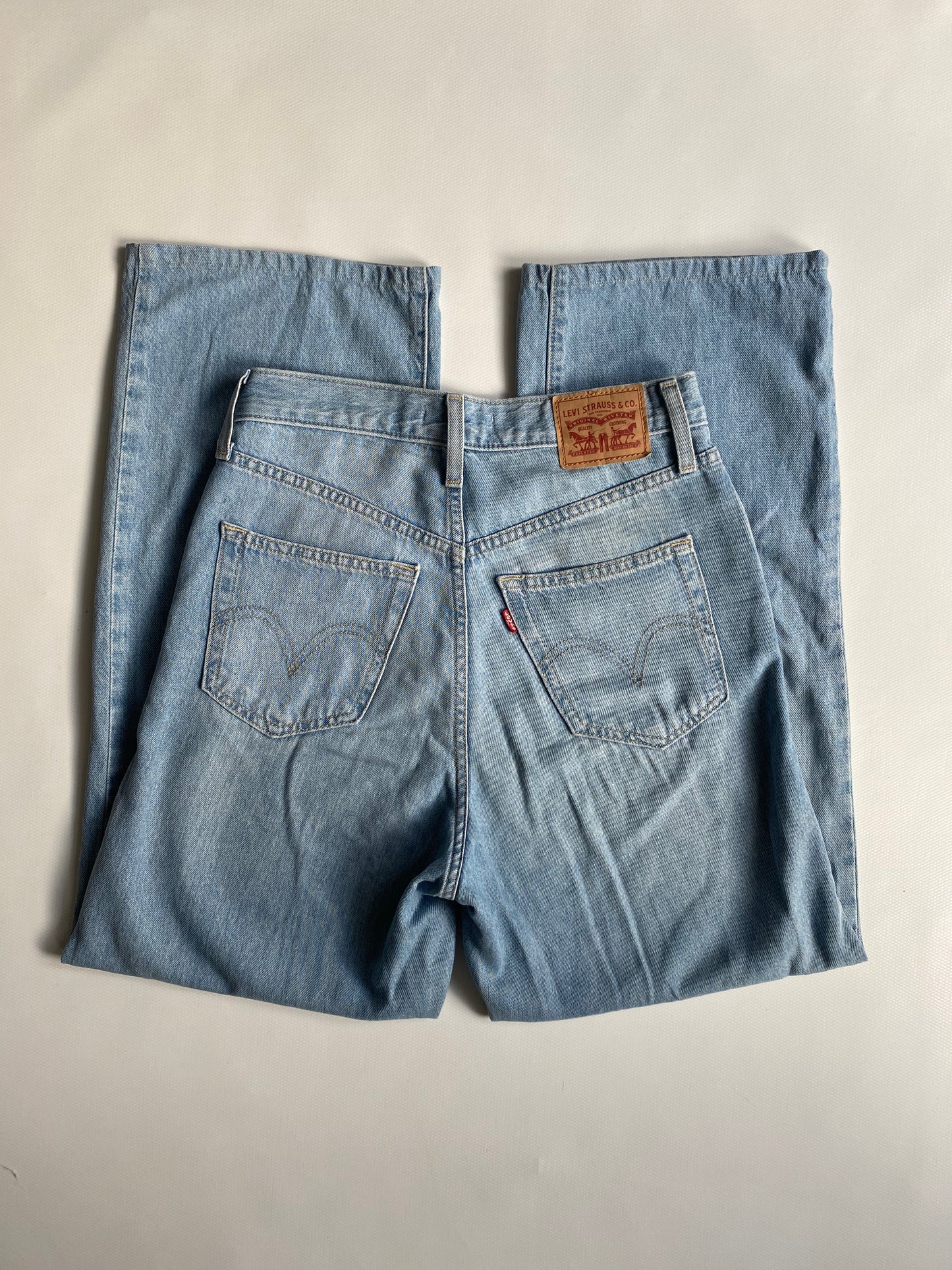 Levi's Jeans hellblau denim Culotte Stil Wide Leg, W26 - S