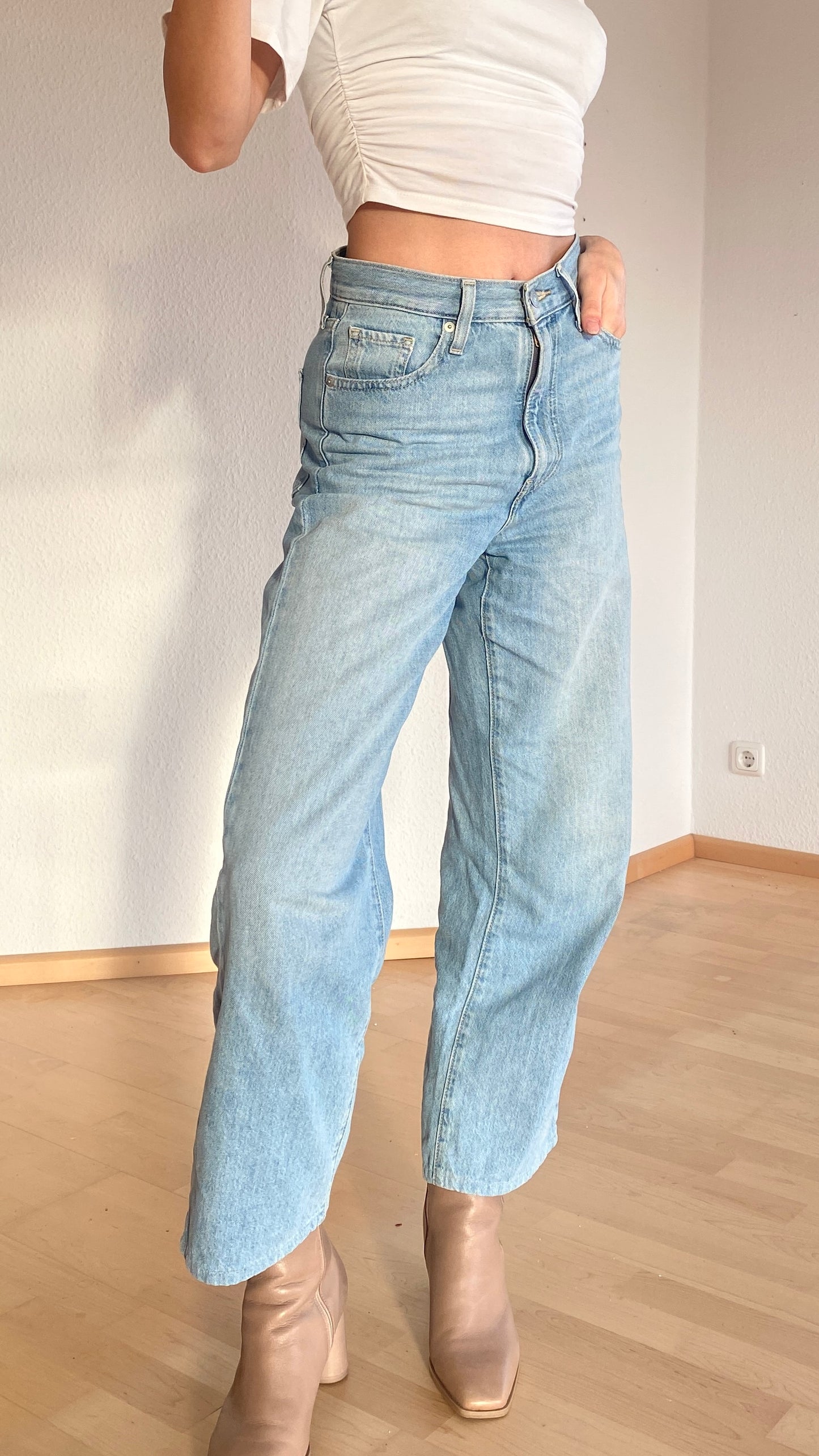 Levi's Jeans hellblau denim Culotte Stil Wide Leg, W26 - S