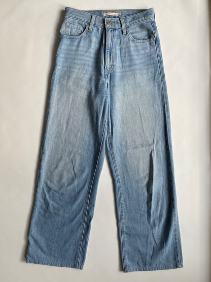 Levi's Jeans hellblau denim Culotte Stil Wide Leg, W26 - S