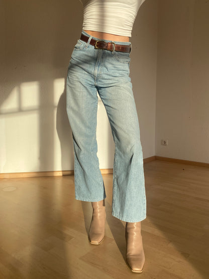 Levi's Jeans hellblau denim Culotte Stil Wide Leg, W26 - S