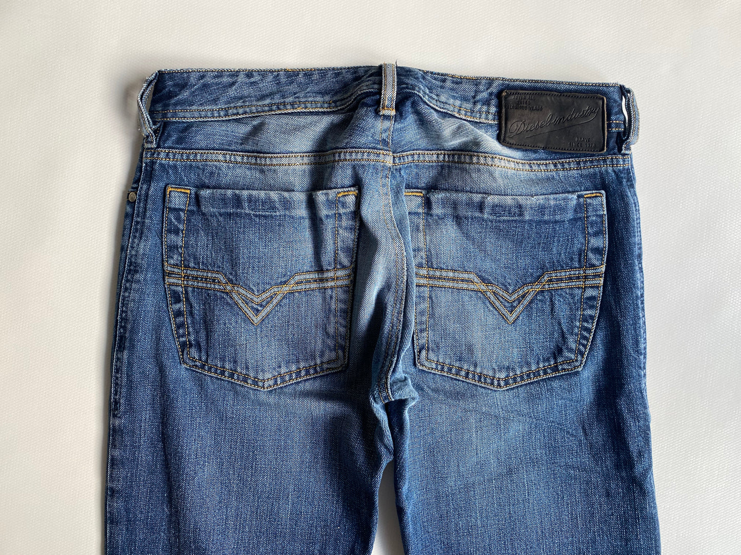 Diesel Industry Bootcut Jeans Modell Zatiny, Herren, Unisex, W31/L34, M