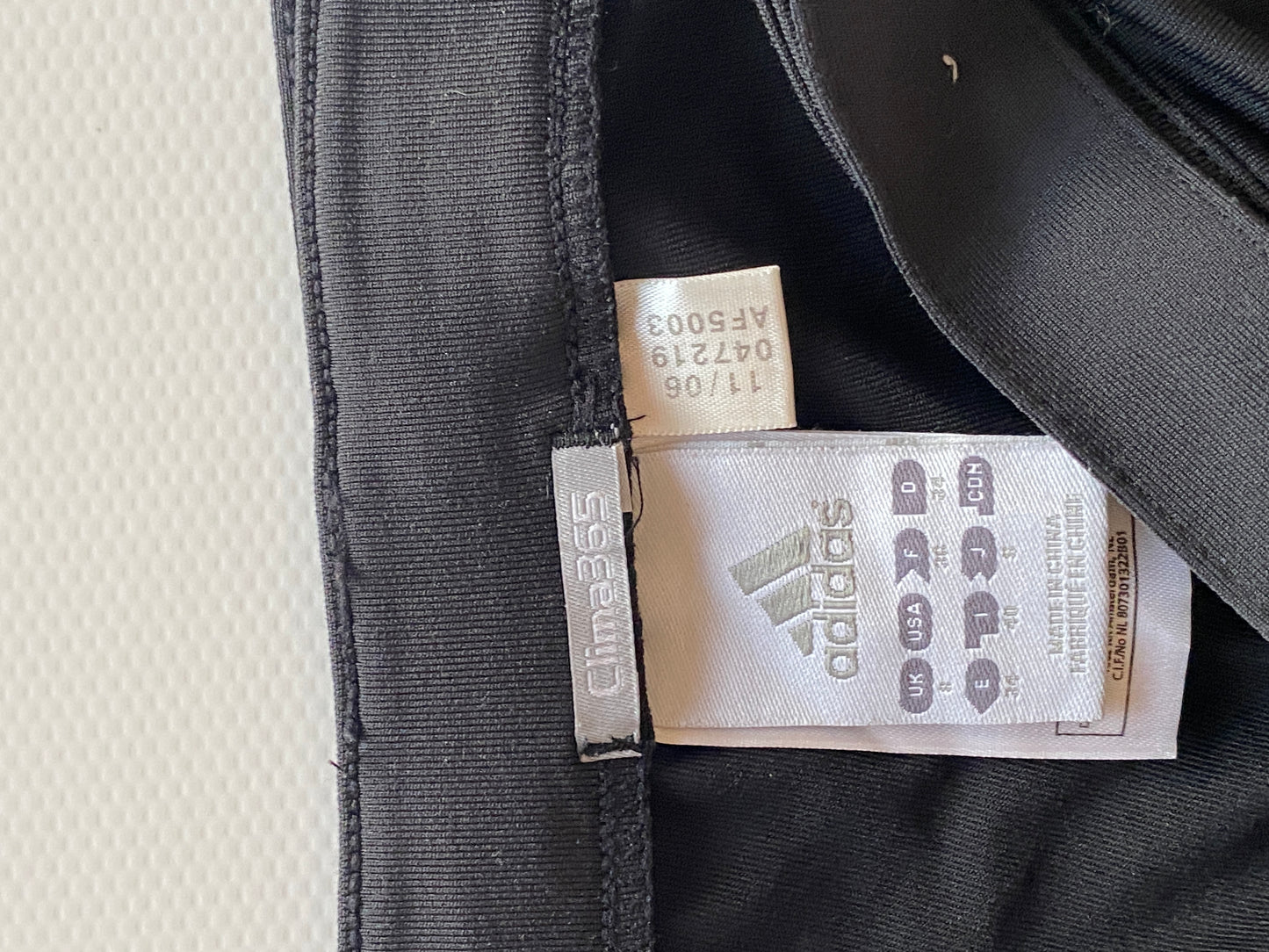 2006 adidas wide leg Hose, yoga pant Stil, schwarz weiß, XS, S