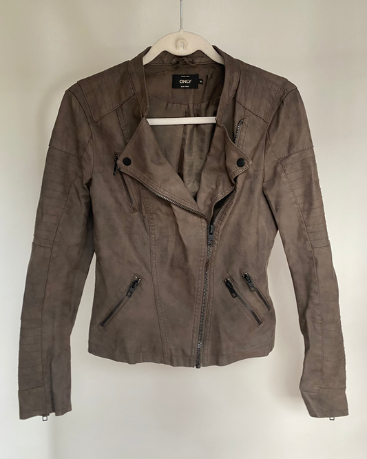 Pre-loved ONLY Biker Kunstlederjacke in grau-braun, XS, S