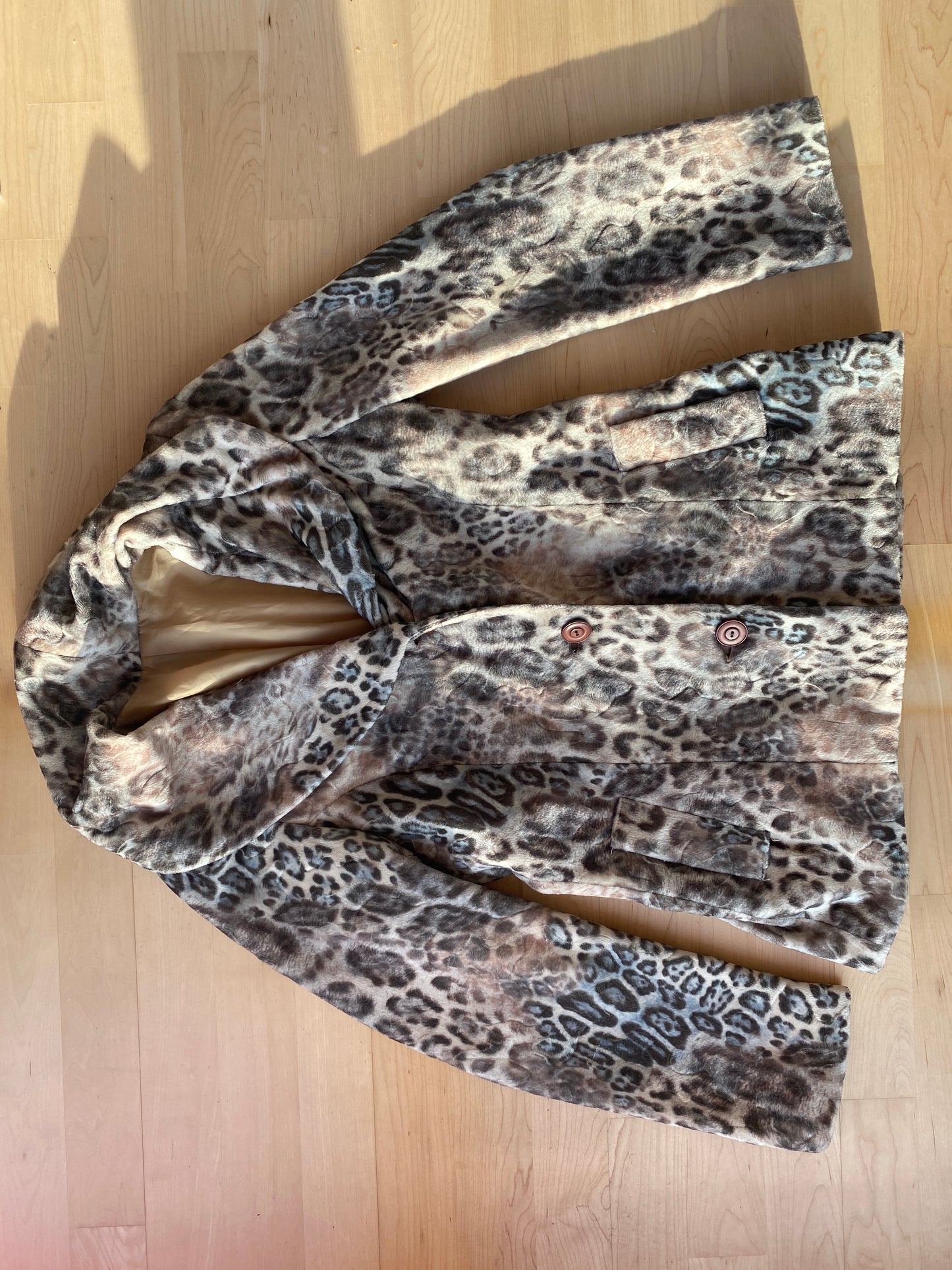 Leopard Muster weiß grau silber Jacke mit Kragen, S,M