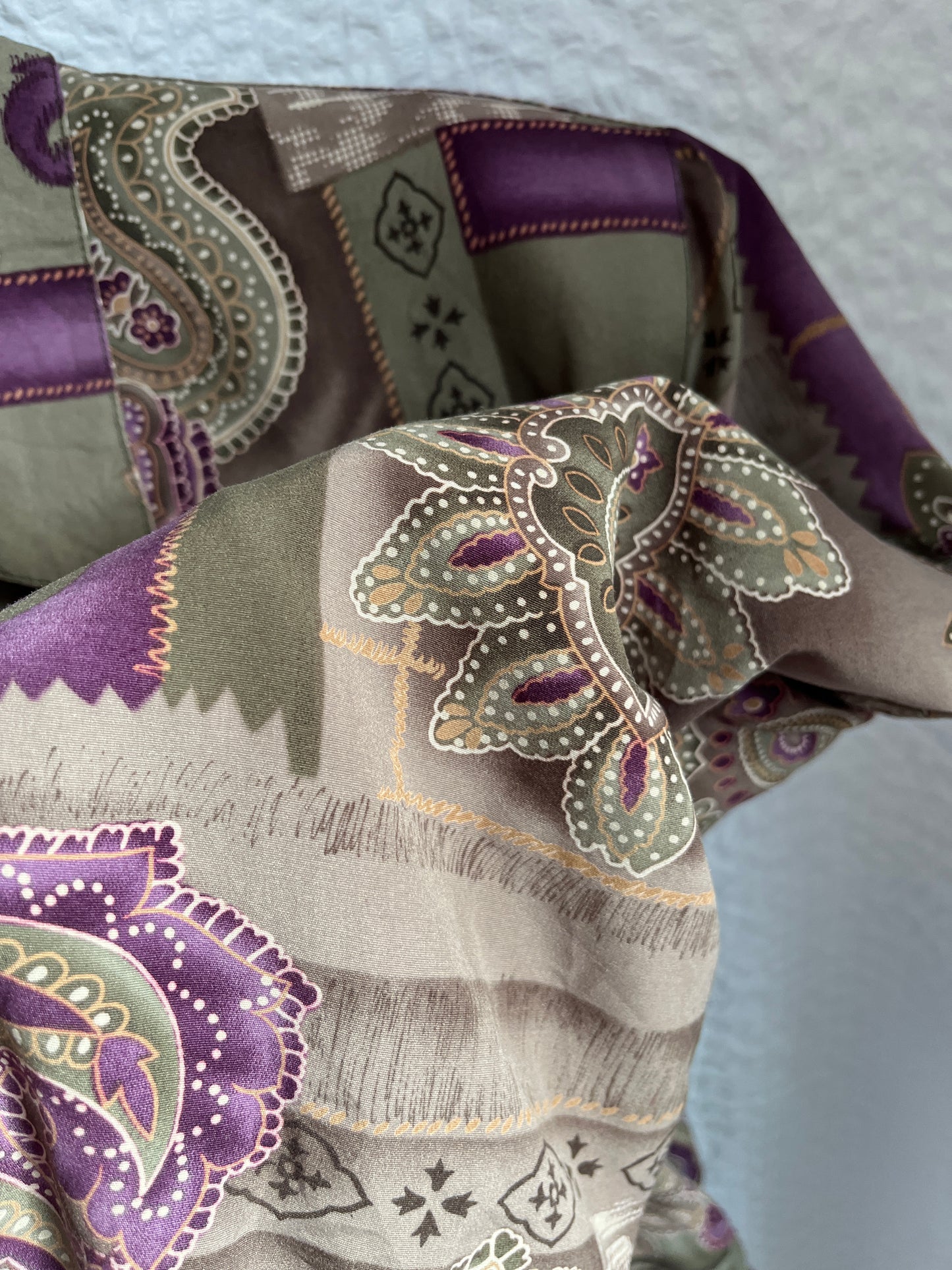 Rare Vintage Blouson Jacke, Alia, Paisley Muster in lila-khaki, S