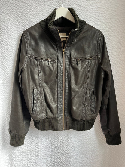 Echtlederjacke Pilotenstil, Lammleder dunkelbraun mit Rippstrick, S-M