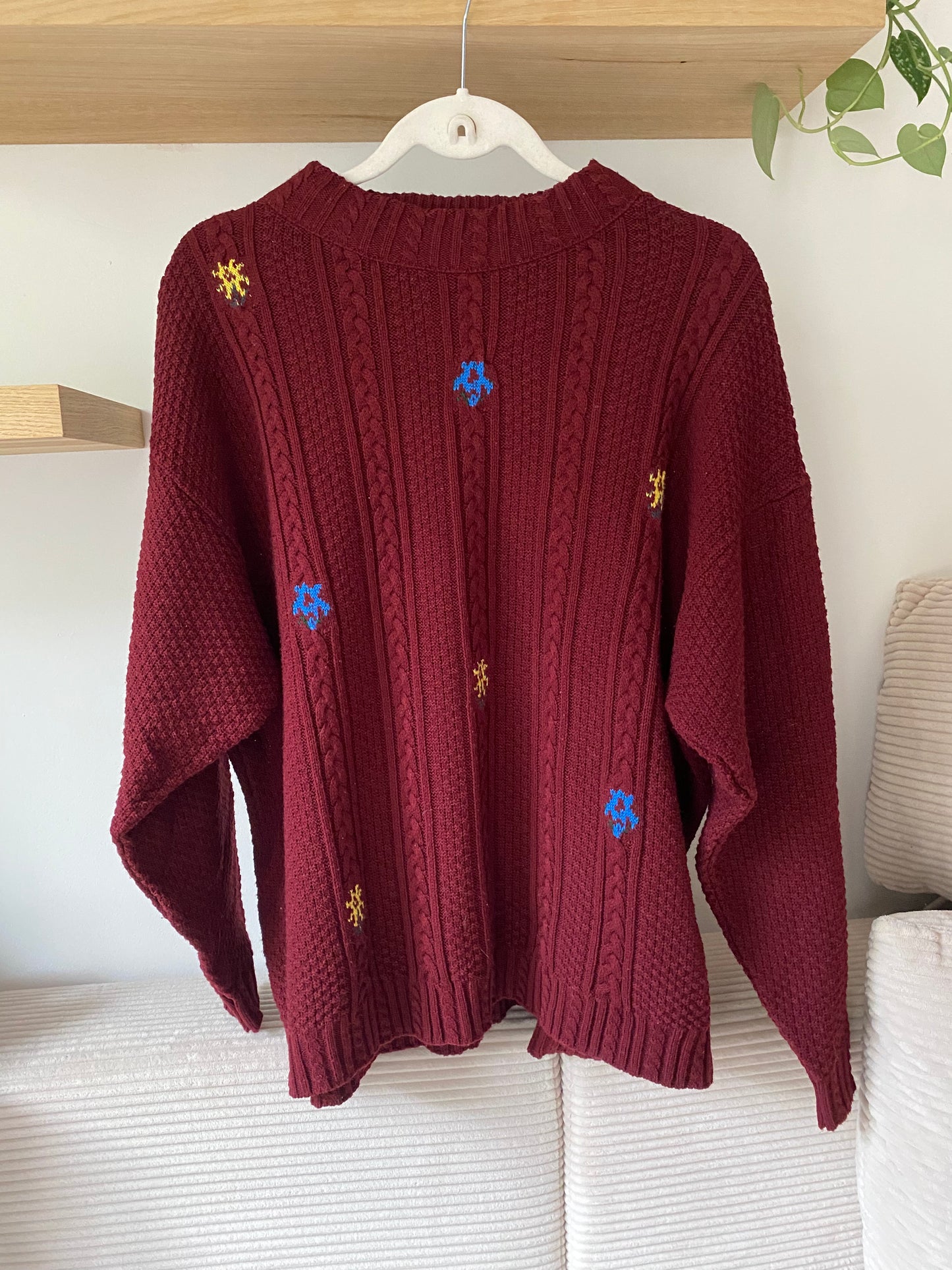 Vintage Zopfstrick Pullover in weinrot mit Stickerei, oversize, S,M,L