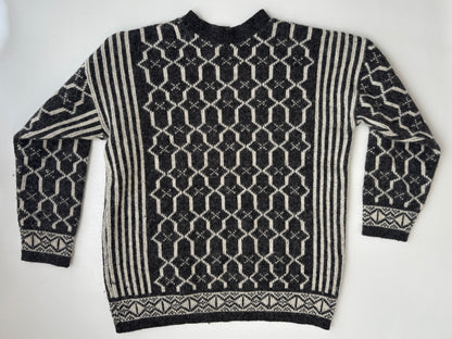 Dicker Schurwolle Strickpullover in grau-weiß gemustert, oversize S,M