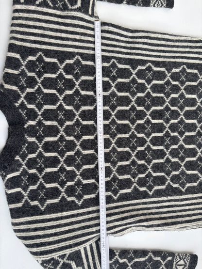 Dicker Schurwolle Strickpullover in grau-weiß gemustert, oversize S,M