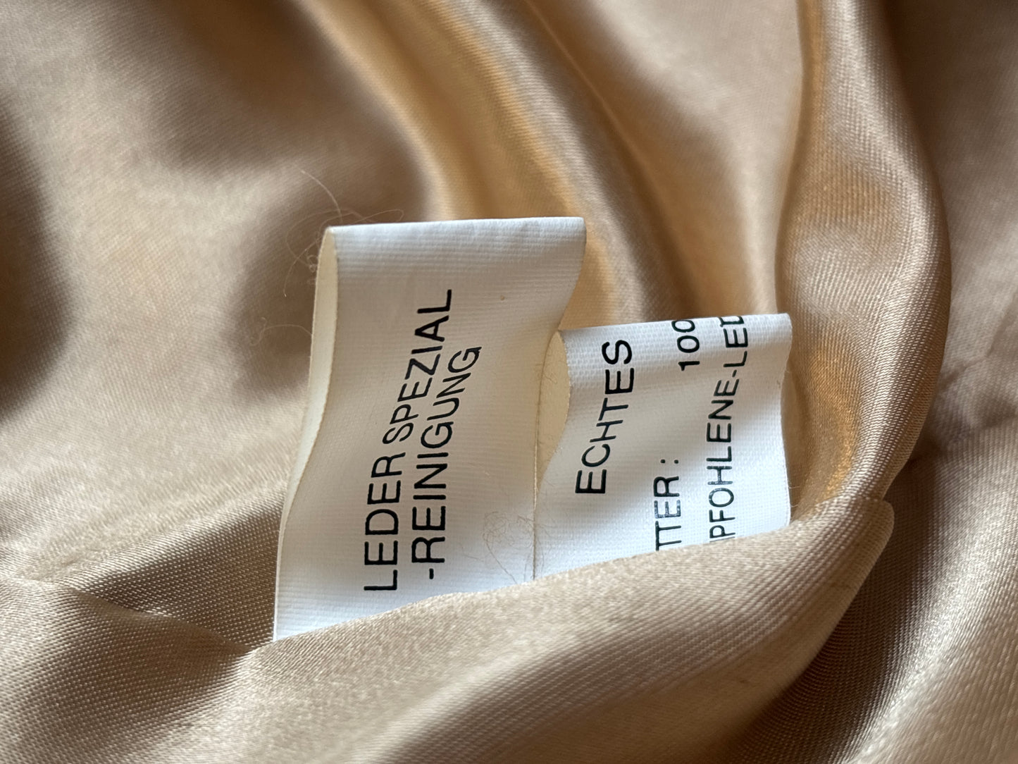 Wildleder Jacke 90er in hellbraun senfgelb mit Taschen, oversize S,M,L