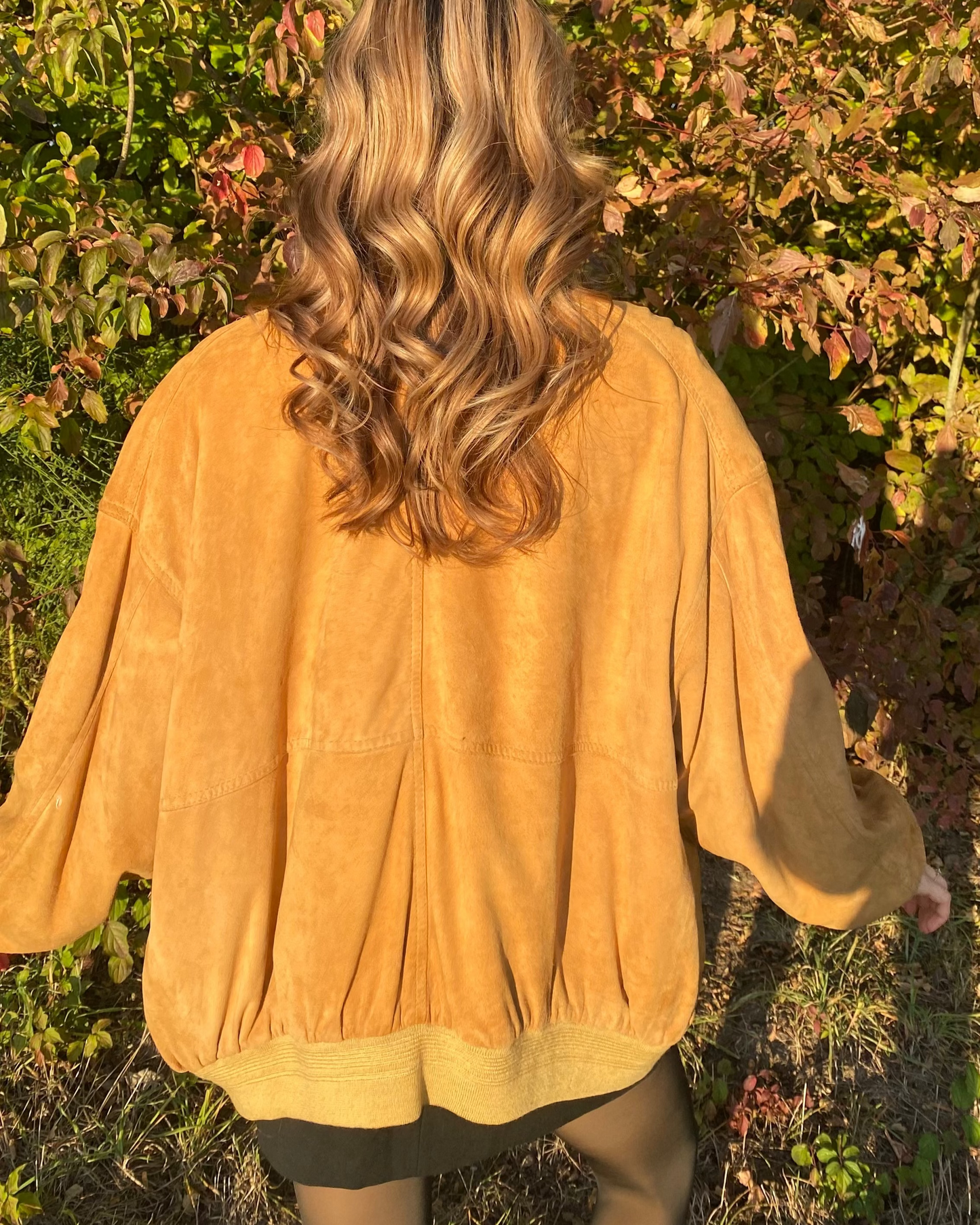 Wildleder Jacke 90er in hellbraun senfgelb mit Taschen, oversize S,M,L