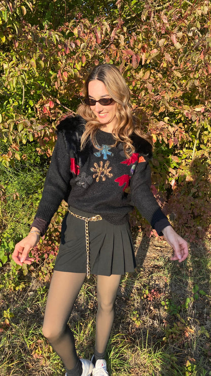 Mohair 80er Jahre Pullover mit Kunstfellbesatz und Verzierungen, schwarz, S,M