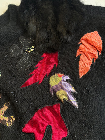 Mohair 80er Jahre Pullover mit Kunstfellbesatz und Verzierungen, schwarz, S,M