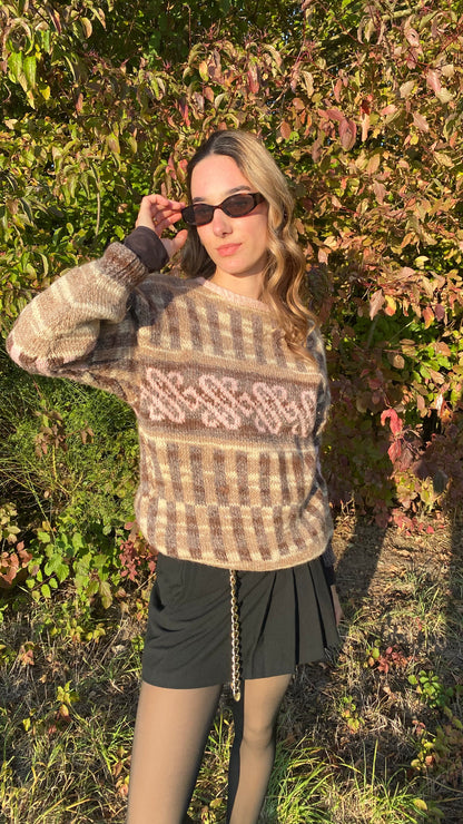 Handgestrickter Pullover in creme-beige mit rosa Muster, Unikat, S,M