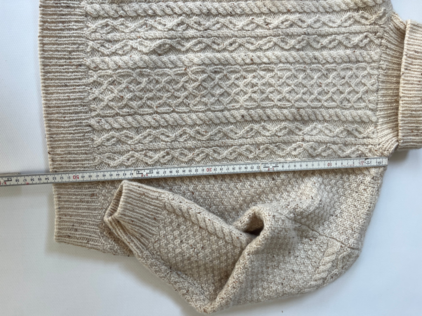 Cozy Grobstrick Rollkragenpullover in beige mit Zopfmuster, S,M