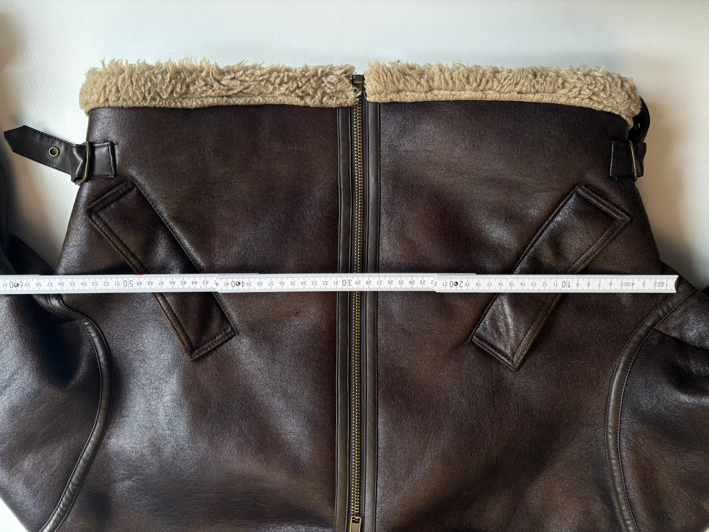 Zara Shearling-Fliegerjacke dunkelbraun mit Kunstfell, L passt S-M