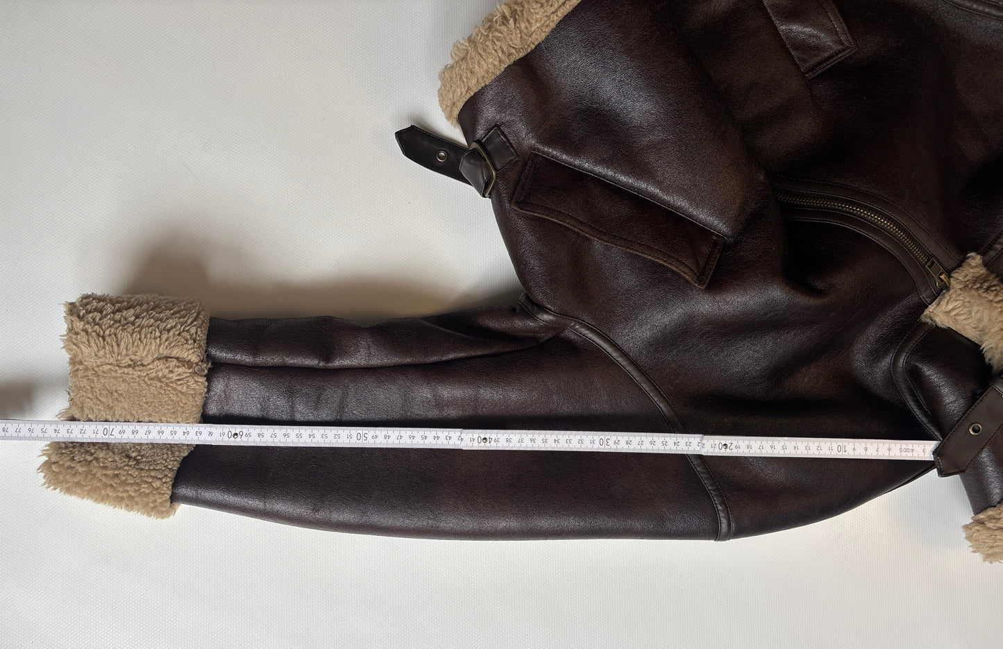 Zara Shearling-Fliegerjacke dunkelbraun mit Kunstfell, L passt S-M