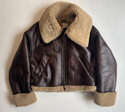 Zara Shearling-Fliegerjacke dunkelbraun mit Kunstfell, L passt S-M