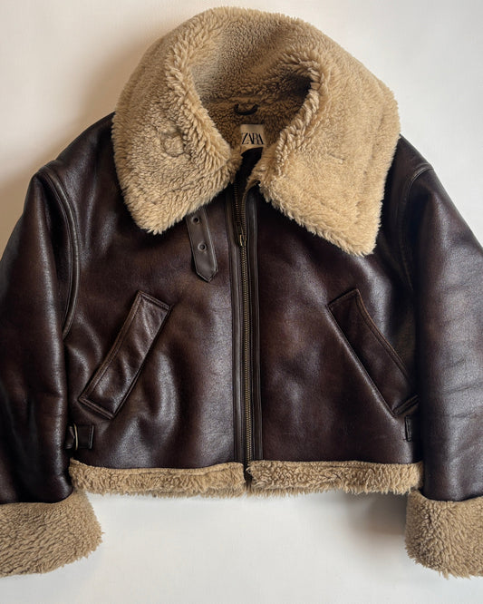 Zara Shearling-Fliegerjacke dunkelbraun mit Kunstfell, L passt S-M