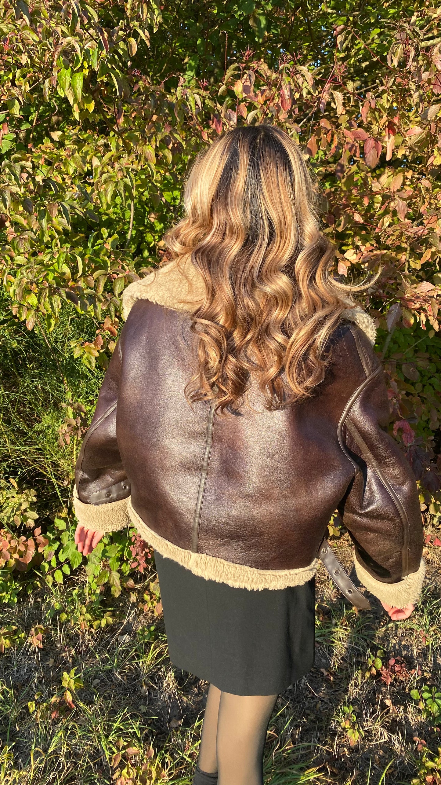 Zara Shearling-Fliegerjacke dunkelbraun mit Kunstfell, L passt S-M