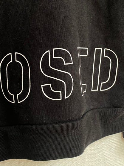 Closed Bio-Baumwolle Sweater in schwarz mit Logoschriftzug, XS,S