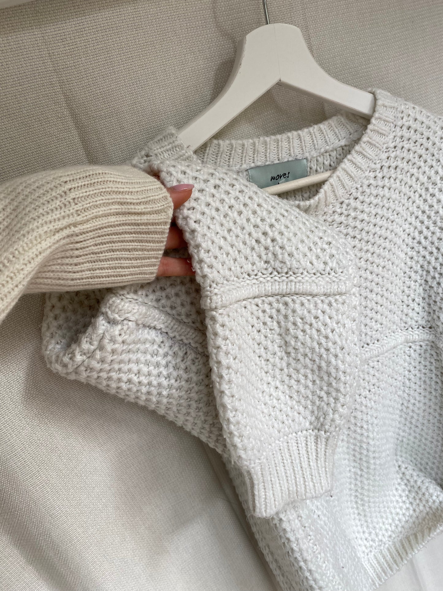 Offwhite farbener Ajour-Muster Lochstrick Pullover, baggy, M